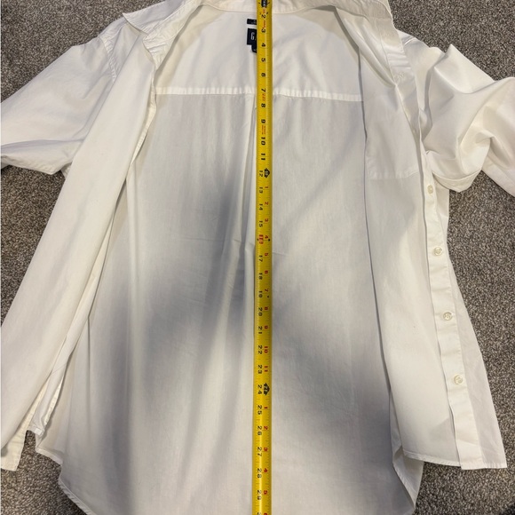GAP Button-Up Shirt - Picture 4 of 4